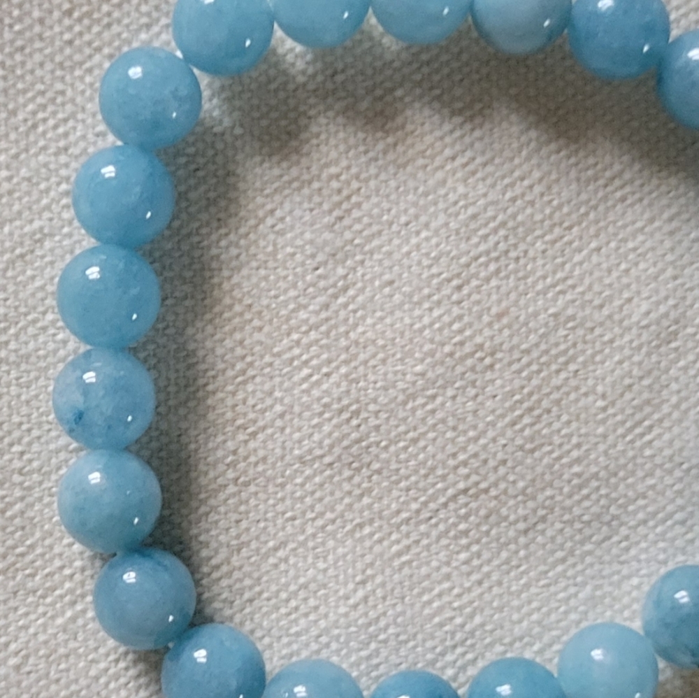 Desert Rose NWT 8mm Aquamarine Stretch Bracelet - Picture 7 of 8